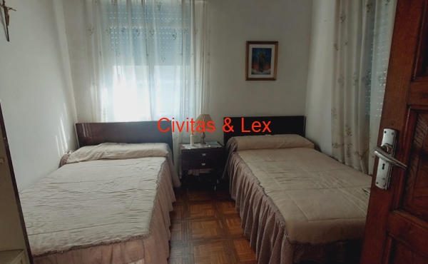 VENTA CASA EN CARBALLIÑO