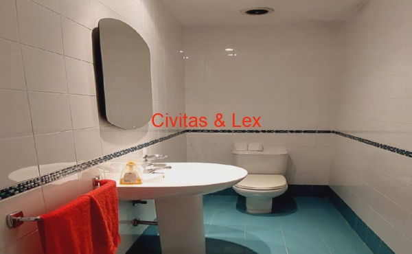 ALQUILER LOCAL COMERCIAL EN RUA DA HABANA